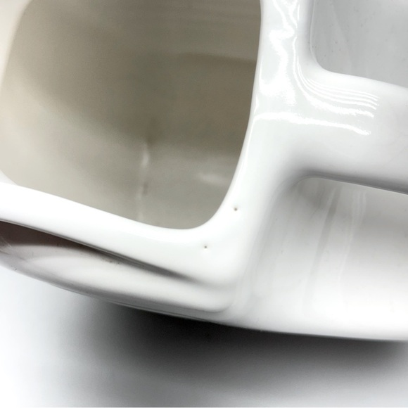 Vintage Feltman Langer USA Pottery
MCM White Ceramic Circle Pitcher - Picture 9 of 14